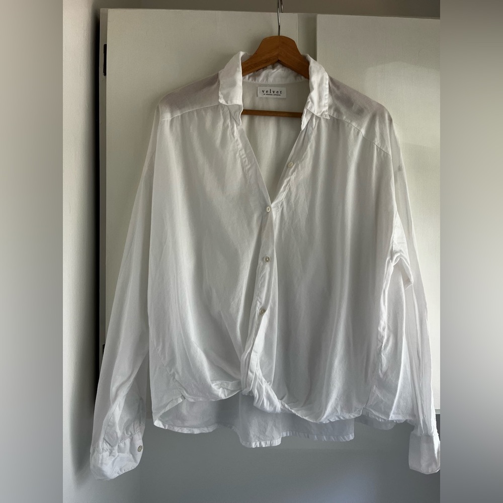 Velvet by Graham and Spencer L/S White Button Up Shirt with Knot